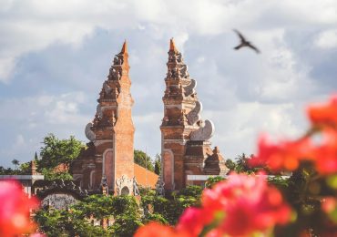 How to move to Bali?